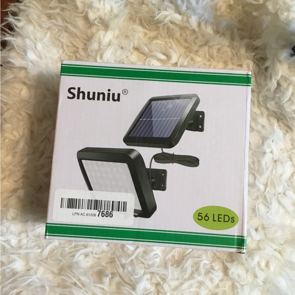 SHUN Black Solar LED Panel with 56 LEDs